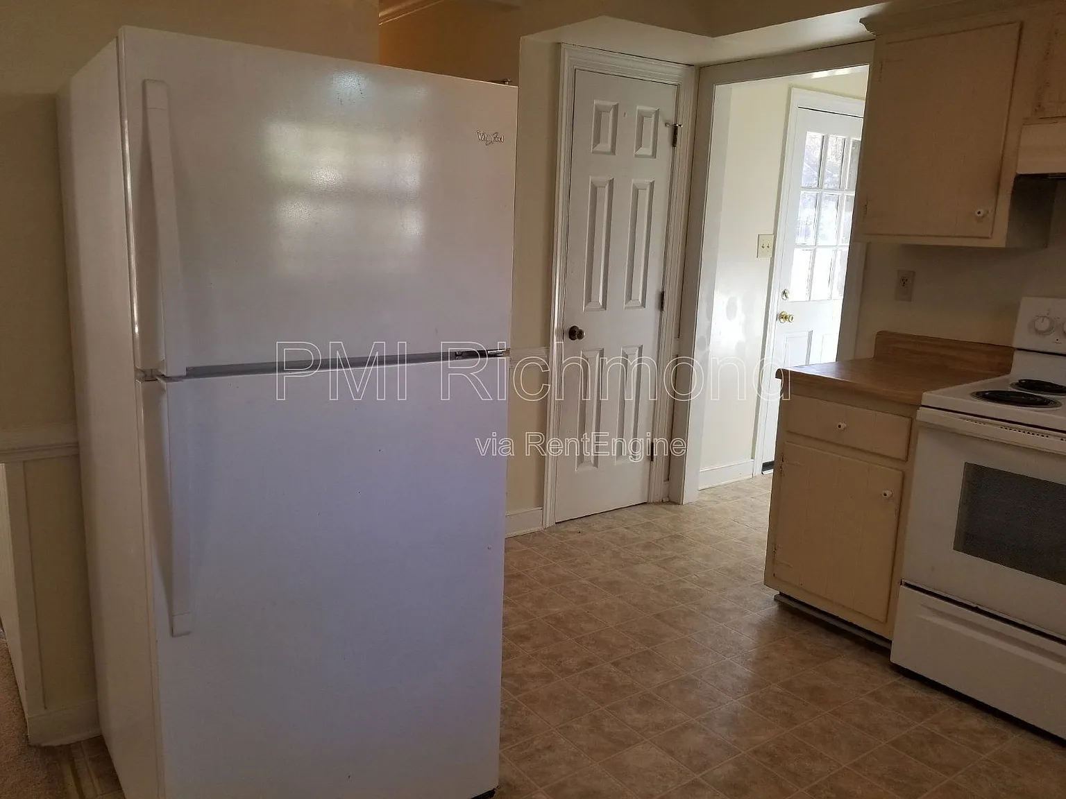 3 bed, 2.5 bath, 1416 sqft, $1,995 — Photo 4