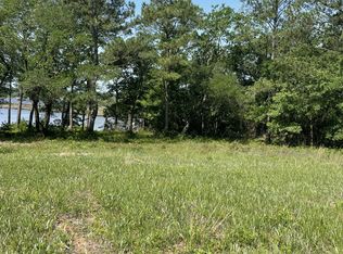 406 Red Drum Way W, Swansboro, NC 28584