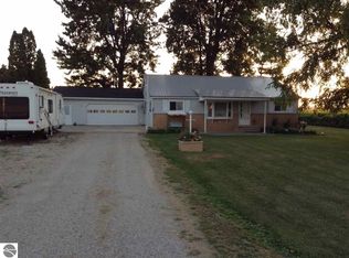 451 N Baldwin Rd, Ithaca, MI 48847