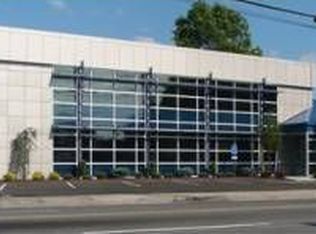 1560 Elmwood Ave, Cranston, RI 02910