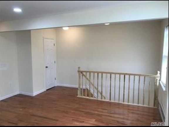 5th image of 111-38 208st Queens Village Ny #11429