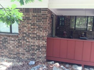 27 W Villena Dr, Hot Springs, AR 71909