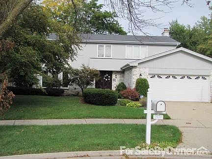 1st image of 1934 N Carlyle Pl