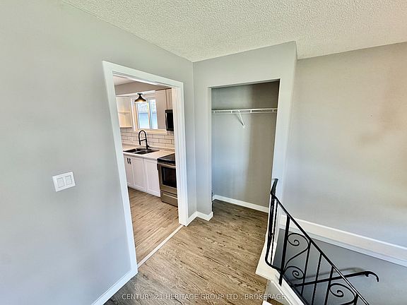 4th image of 356 Owens Cres