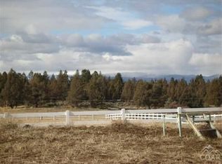 61060 Billadeau Rd, Bend, OR 97702