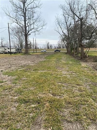 2nd image of 14591 River Rd