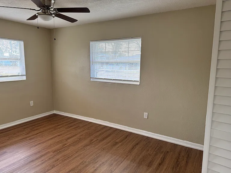 521 Frandor Pl — Photo 9