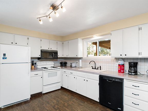 4th image of 11416 N Galahad Dr
