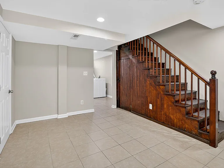 3814 Erdman Ave — Photo 10
