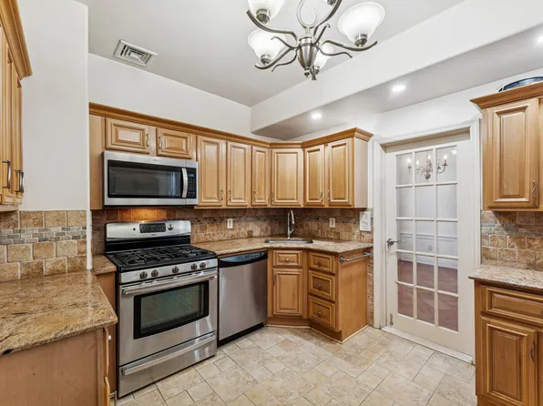 4109 Avenue I image 8 of 26