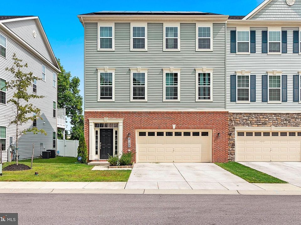 1st image of 8159 Villaggio Dr