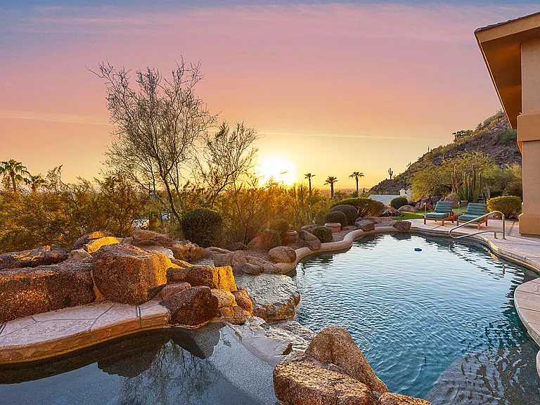 5316 E Valle Vista Rd — Photo 2
