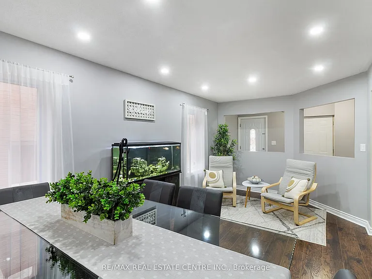 334 Perry Rd — Photo 11