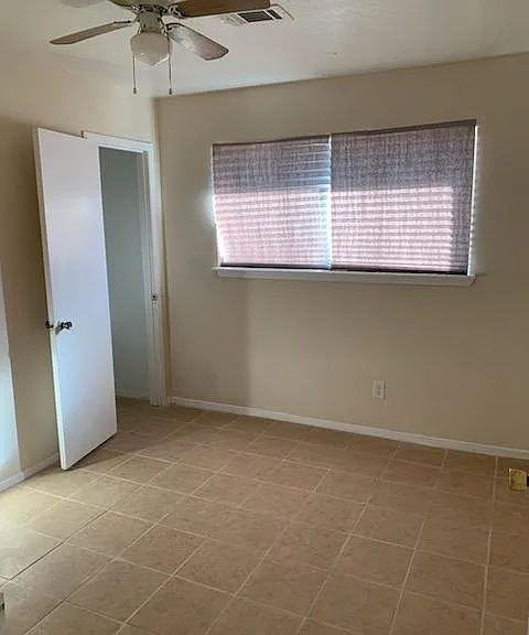 12534 Claygate Dr — Photo 2