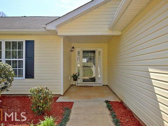 2nd image of 87 Canterbury Dr