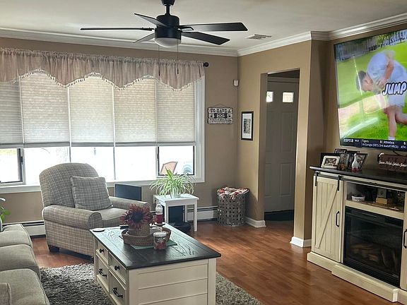 5th image of 77 Nostrand Drive