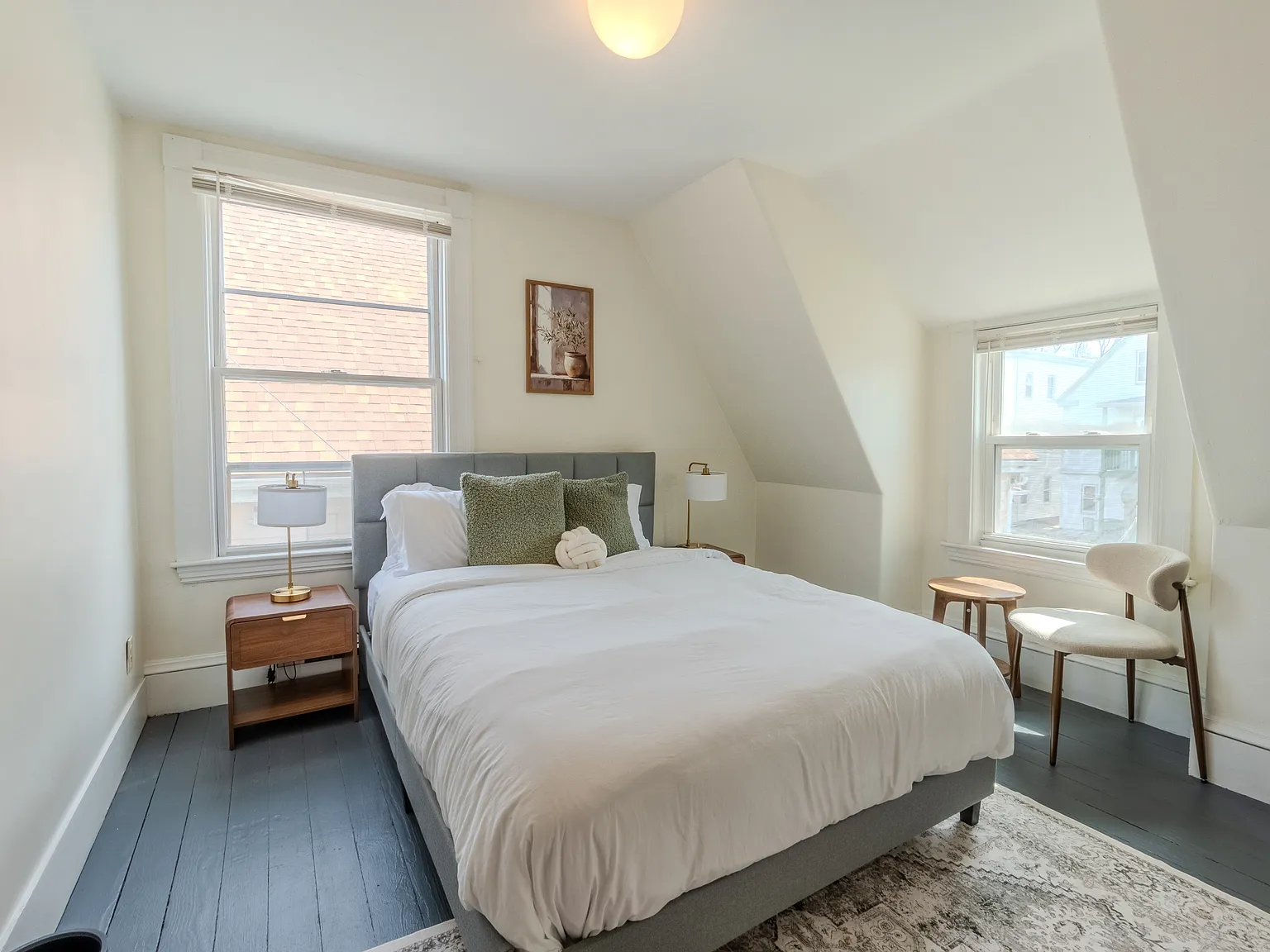 4 bed, 1800 sqft, $4,600 — Photo 3