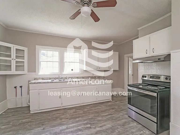 17639_008_kitchen_13750894.jpg