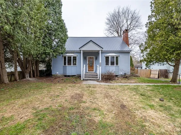 7565 Totman Rd, North Syracuse, NY 13212