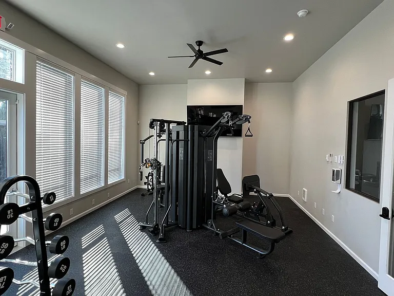 410 Apartments in Beautiful Bonney Lake, Washington — Photo 6