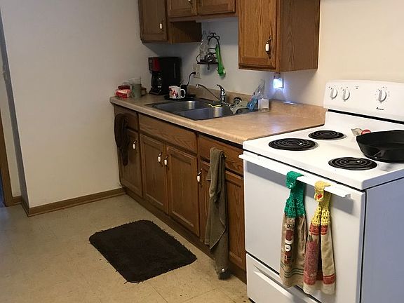 2nd image of 516 Talmadge St #516