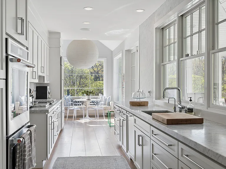 16 Fairway Dr — Photo 7