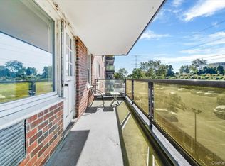 1853 Central Park Ave APT 6A, Yonkers, NY 10710