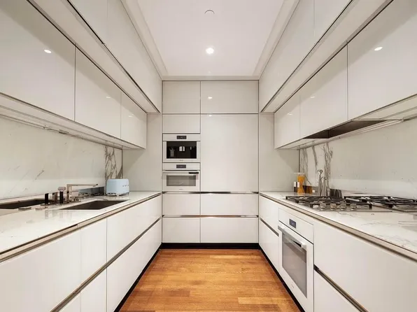 53 West 53rd Street image 3 of 25