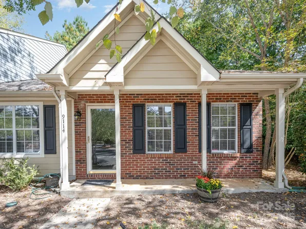 9114 Arbourgate Meadows Ln, Charlotte, NC 28277