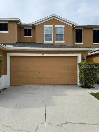 8627 Corinthian Way Photo 1