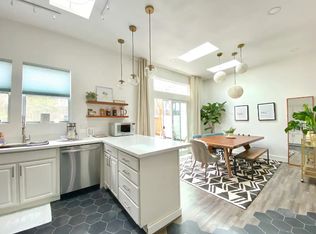 170 16th Ave, Seattle, WA 98122