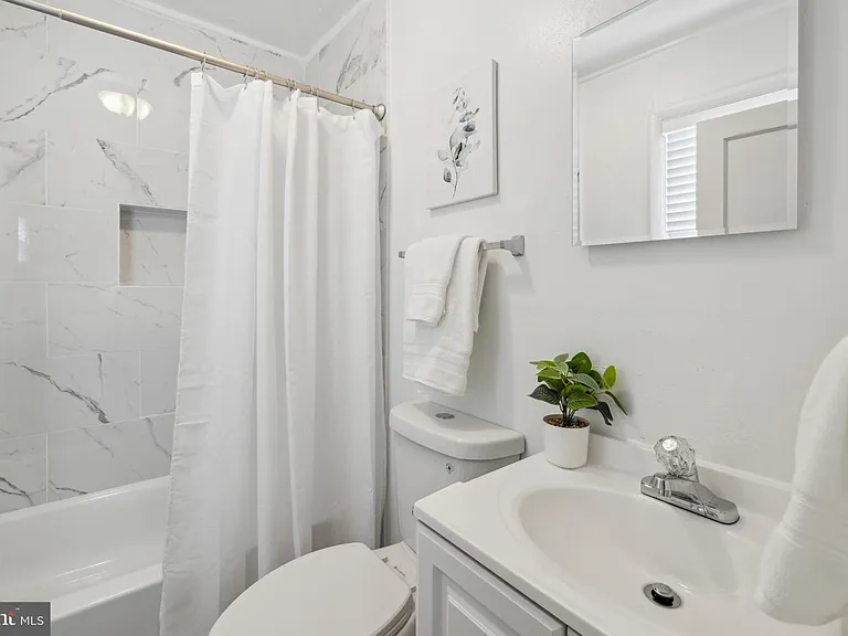 1841 Hillside Rd #2N — Photo 22