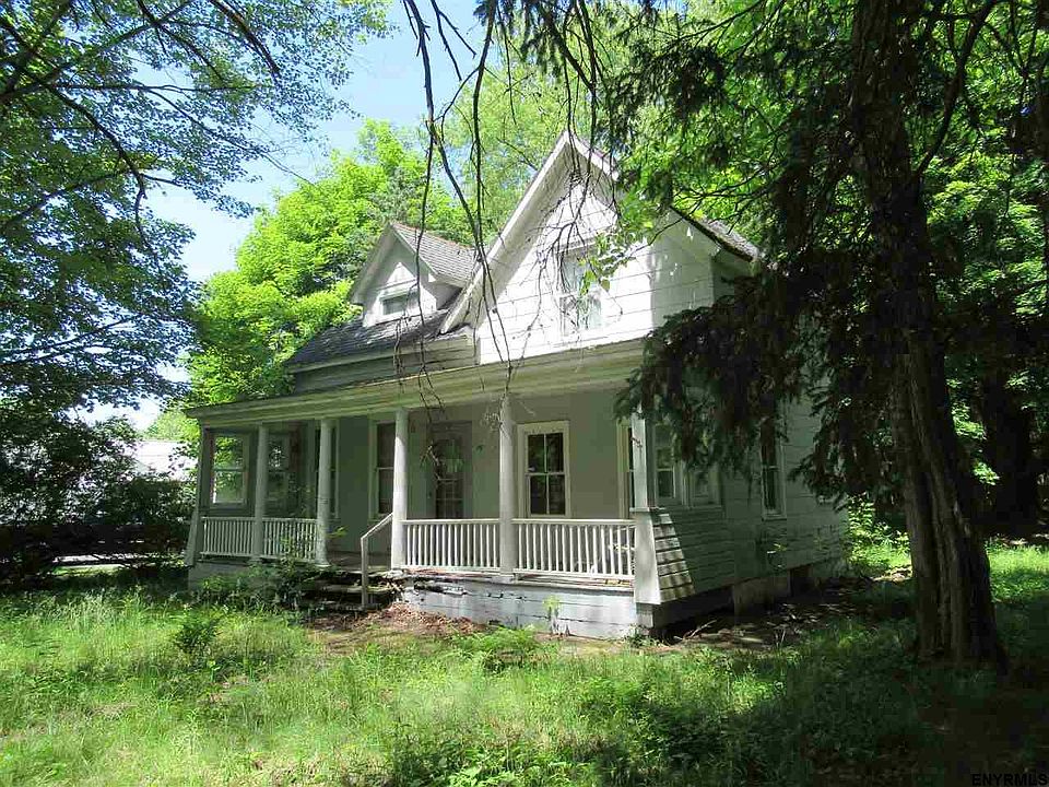 2nd image of 75 New Shaker Rd
