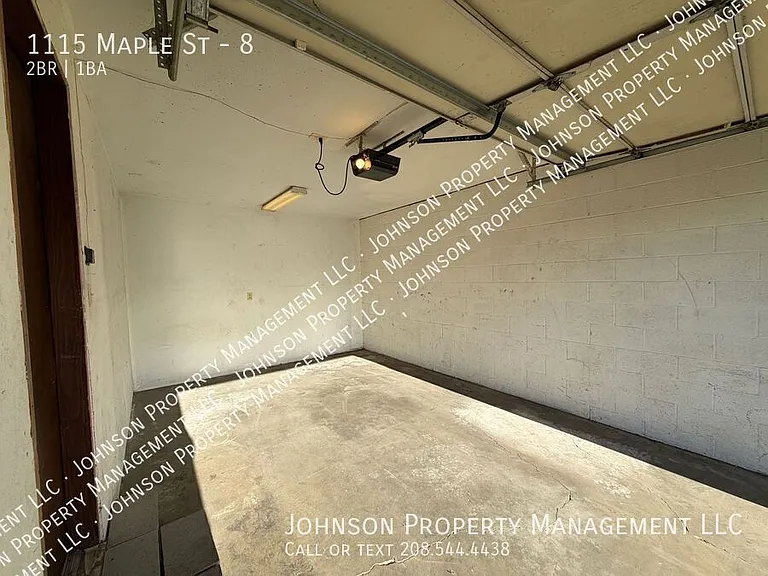 1115 S Maple St #8 — Photo 10