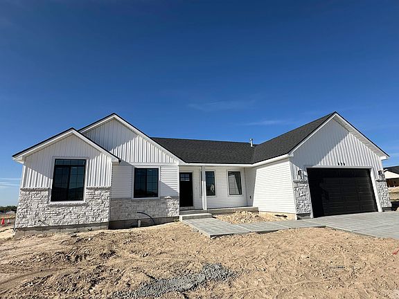 2nd image of 638 Barnwood Rd