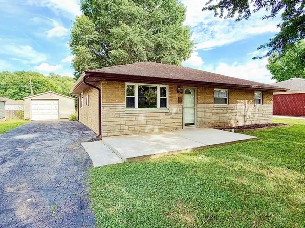 701 Memorial Dr, Beech Grove, IN 46107