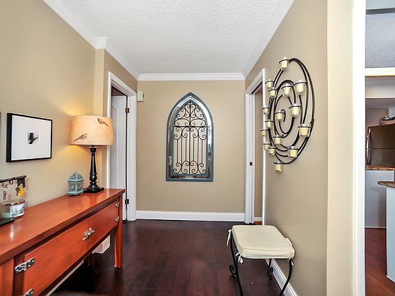 3rd image of 216 Country Club Dr