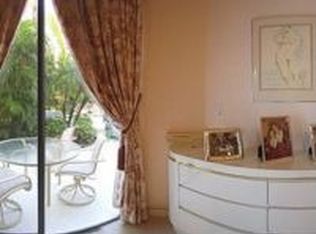 5233 Suffolk Dr, Boca Raton, FL 33496