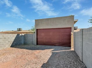 2372 N Central Dr, Chandler, AZ 85224