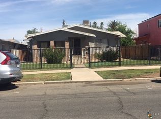 215 E 7th St, Calexico, CA 92231