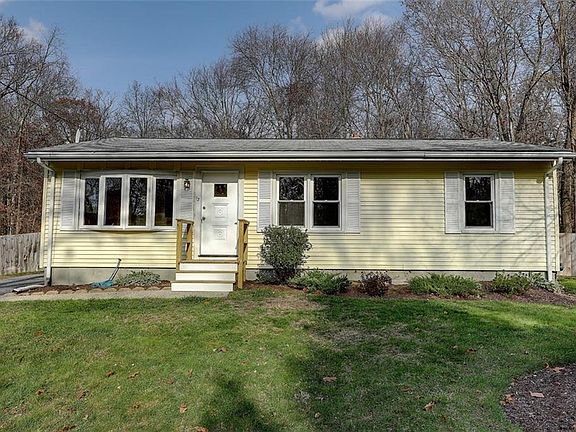3rd image of 13 Westwood Dr