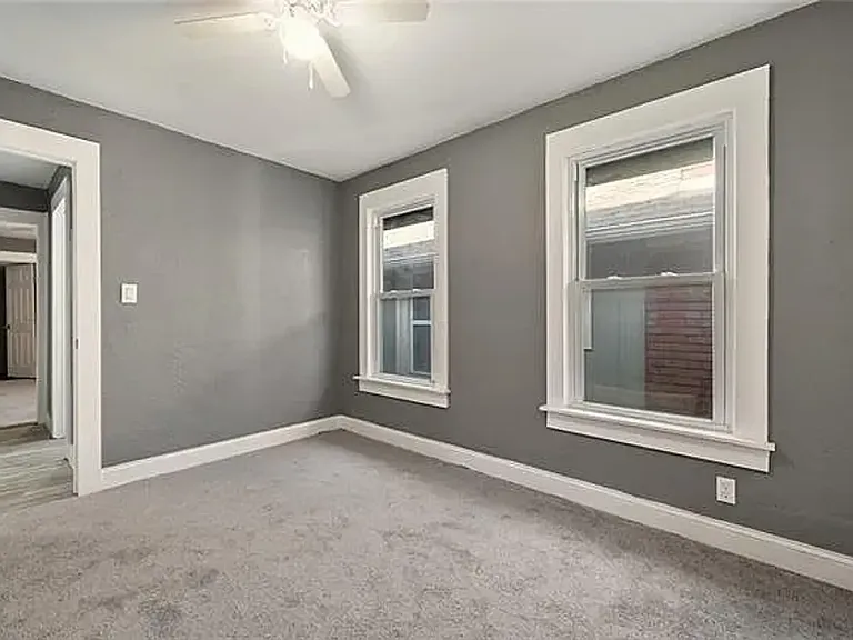 2614 Indiana Ave — Photo 18