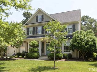 312 Wanderview Ln, Holly Springs, NC 27540