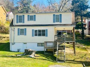928 Weaver St, Morgantown, WV 26505