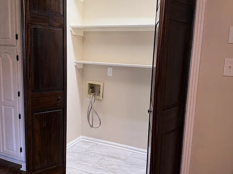 7216 Fernvale Rd — Photo 22