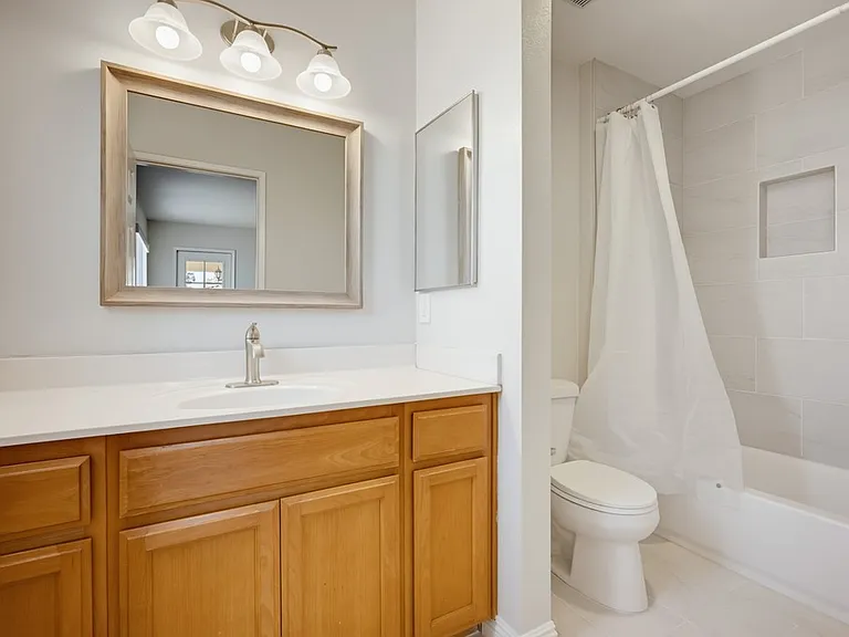 811 N Turner Ave #10 — Photo 15