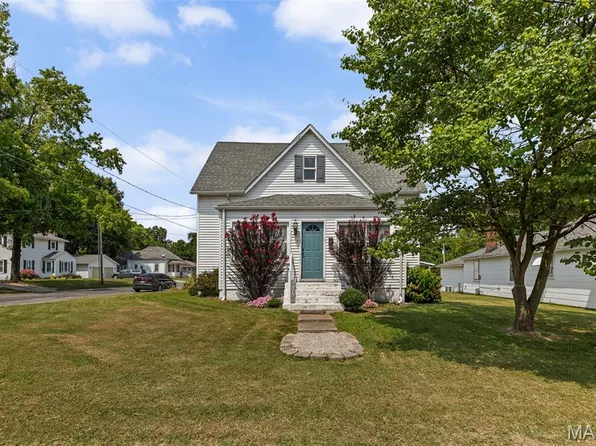 115 W 4th St, Sparta, IL 62286