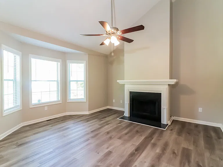 15 Pine Oak Cir — Photo 6