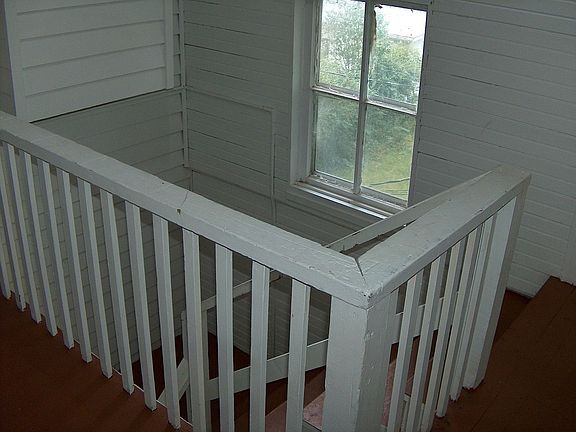 4th image of 212 Tinkler St APT 5