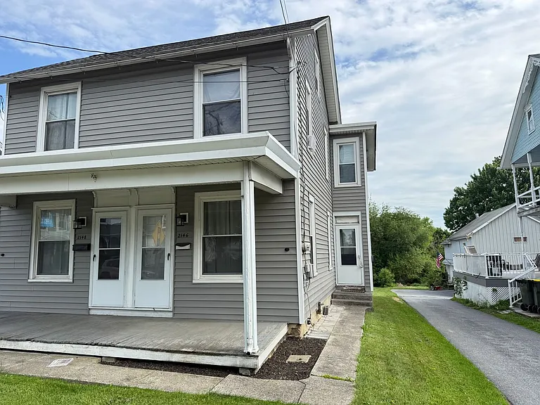 2146 Main St — Photo 17